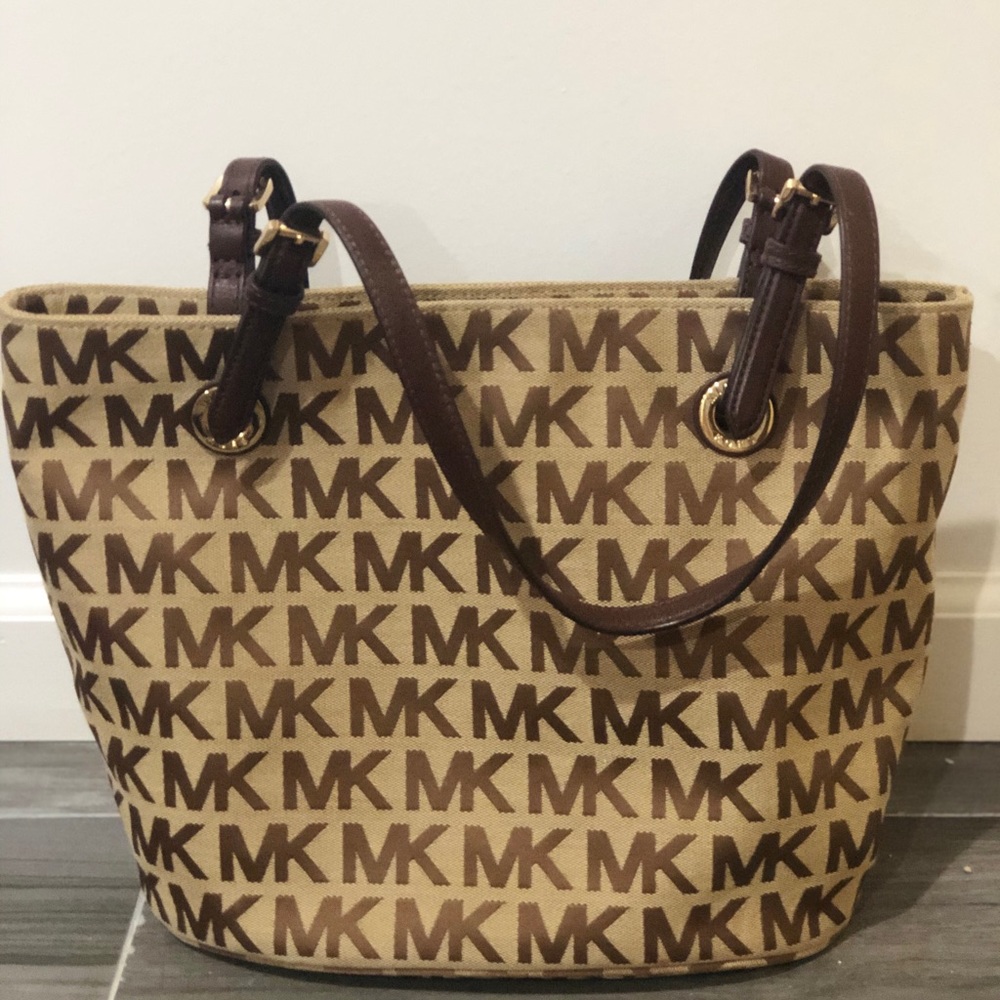 Michael Kors medium tote